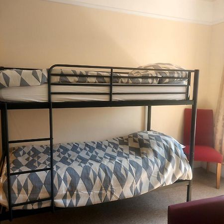 Lea Hurst B & B Bournemouth Esterno foto
