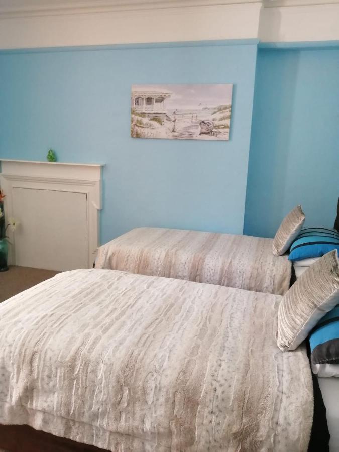Lea Hurst B & B Bournemouth Esterno foto